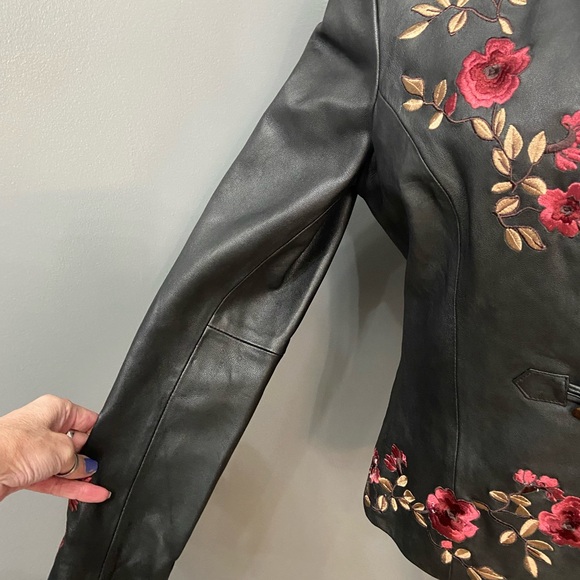 BELLE SPORT Womens Black Leather Jacket Blazer Floral Embroidery Throughout S - Picture 5 of 17